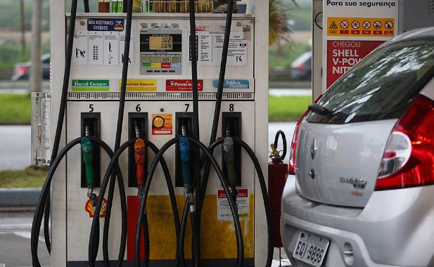 Petrobras estuda blindar política de preços de interferências do governo